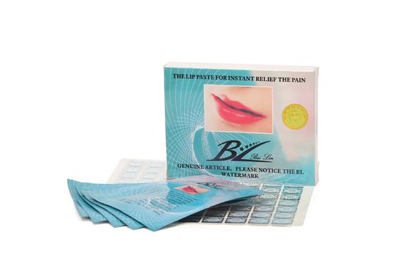 12 टुकड़े/बॉक्स दर्द निवारण और तेजी से सुन्न करने के लिए वास्तविक प्रभाव के साथ गैर-डिस्पोजेबल होंठ सुन्न करने वाला पैच